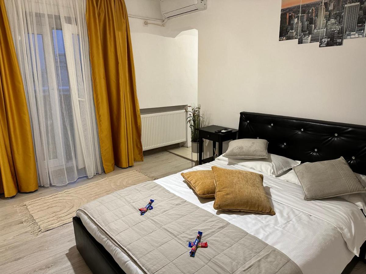 Downtown Studio By Darius Residence บูคาเรสต์ ภายนอก รูปภาพ